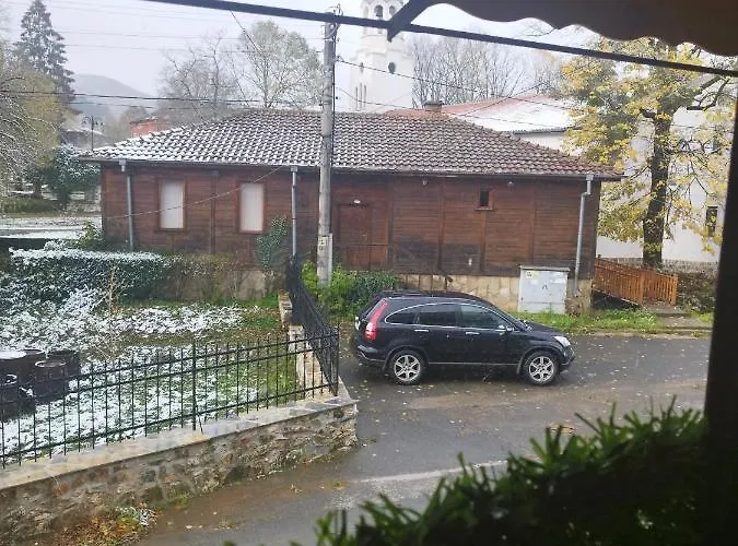 за гости централ * Malko Tŭrnovo